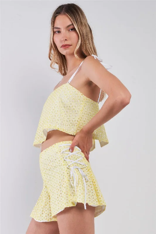 White & Yellow Floral Pattern Embroidery Sleeveless Square Neck Cropped Top & High-Waisted Side Lace-Up Sorts Two Piece Set /2-2