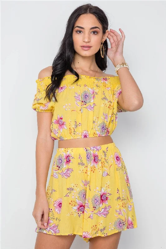 Yellow Floral Print Off-The-Shoulder Crop Top Shorts Set /3-2-1