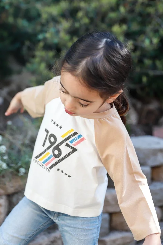 Little Toddler Girls Off-White Colorblock "Brooklyn 1967" Print Long Sleeve Top