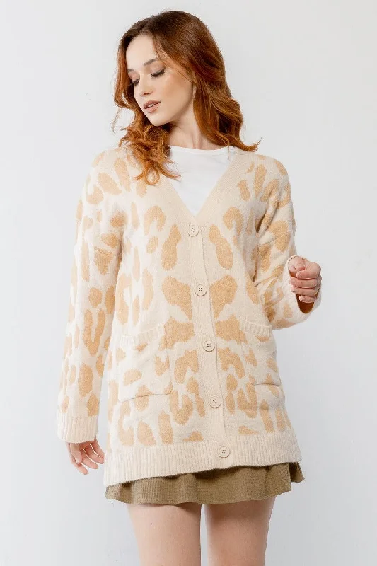 Cream Giraffe Print Front Button-Up Two Pocket Long Sleeve Sweater Cardigan /1-2-3