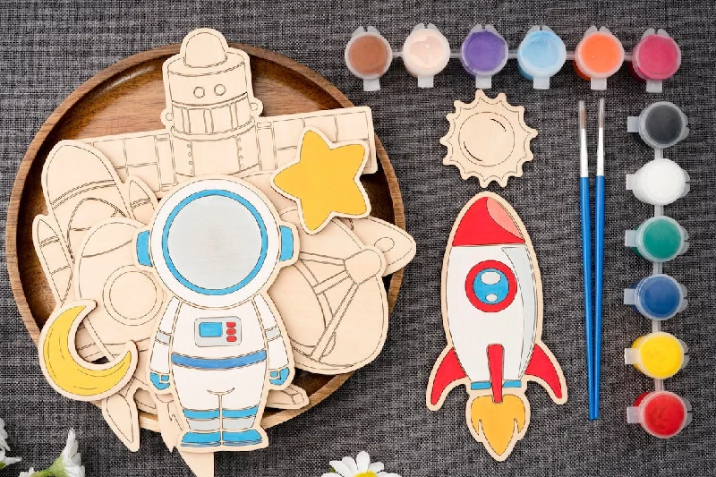 American Elm Set of 10 DIY Wooden Space Astronaut Painting Kit for Kids - Creative Wooden Toys DIY Craft  Unfinished Space Figures DIY Wooden Crafts for Kids Art