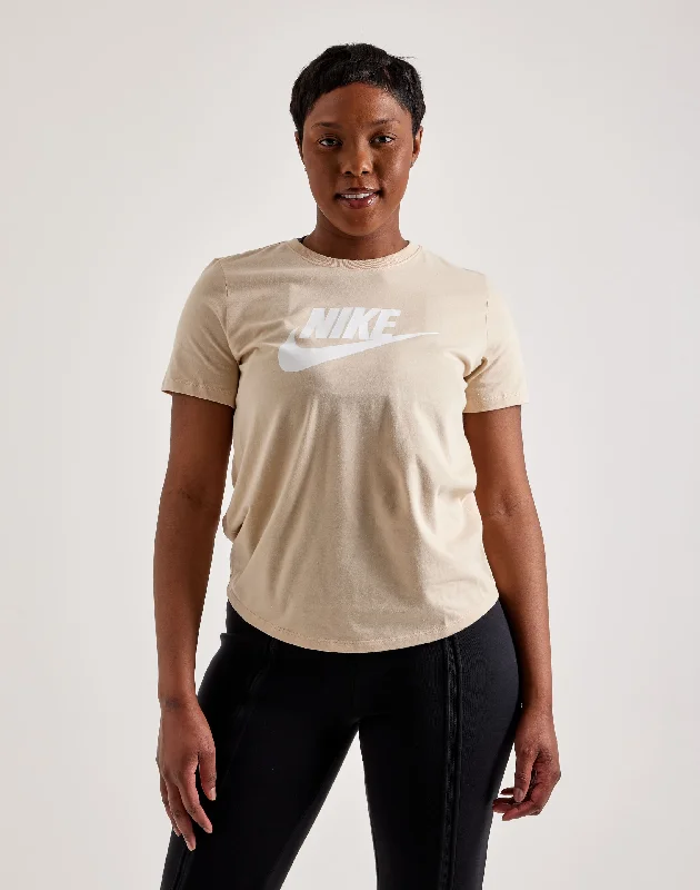 Nike Essential Icon Futura Tee